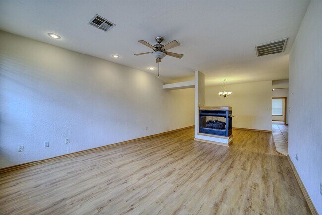 Foto del edificio - 2904 NE 9th St