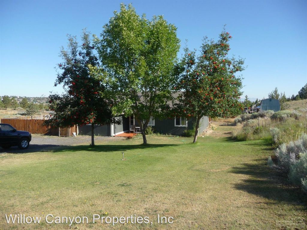 2050 NE Camas Ln, Madras, OR 97741 House Rental in Madras, OR
