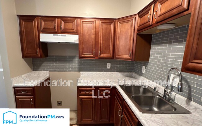 Building Photo - 3822 High Bridge Ct