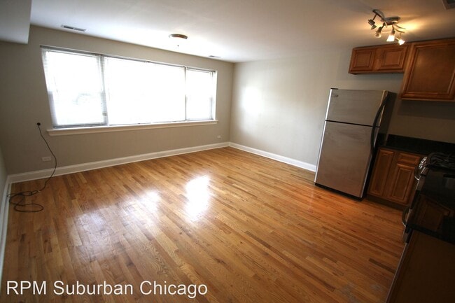 Building Photo - 2 br, 2 bath House - 1343 W Winona St. Uni...