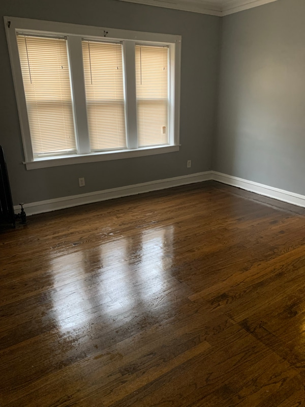 Building Photo - 8433 S Green St