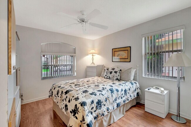 Building Photo - 12659 Majestic Isles Dr