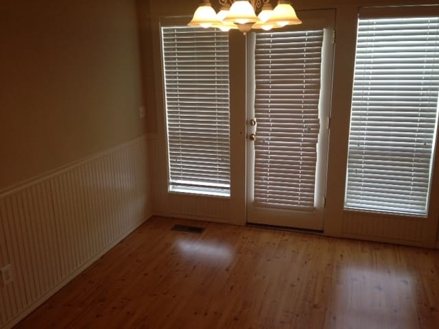 Building Photo - 10856 W Hazelwood Dr