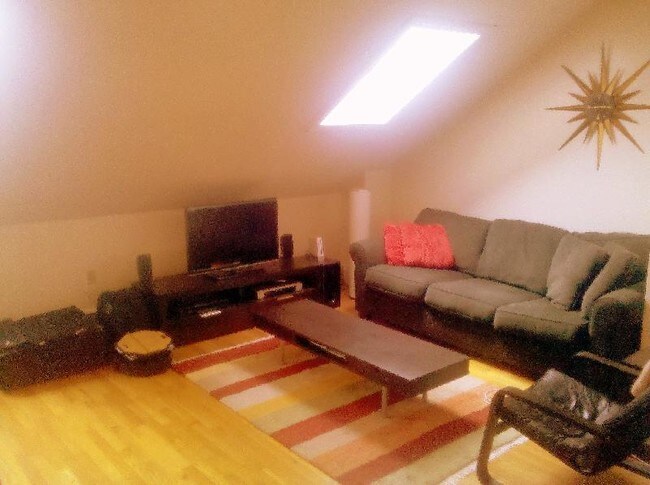Foto del edificio - 443 Shawmut Ave