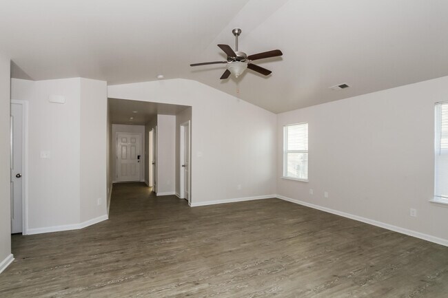 Foto del edificio - 2204 Walcot Way