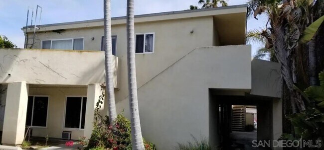 Foto del edificio - 4969 Santa Monica Ave