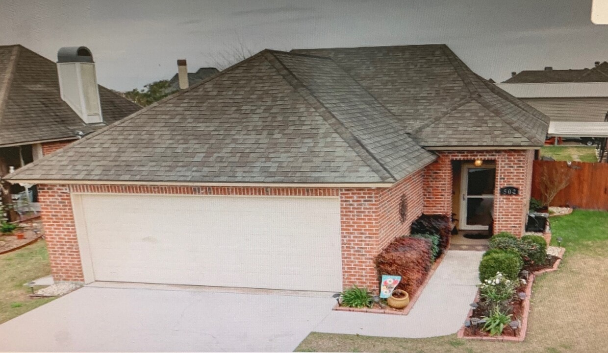 502 Doloria Dr, Youngsville, LA 70592 House Rental in Youngsville, LA
