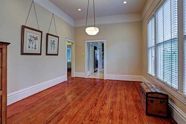 Building Photo - 408 Bayland Ave