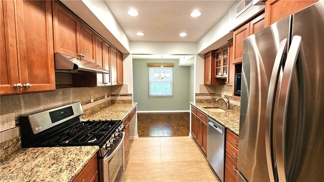 Building Photo - 1771 Rolling Hills Dr
