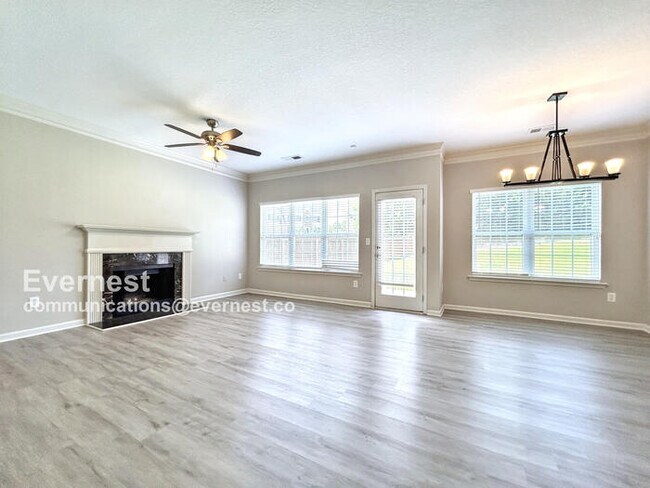 Foto del edificio - 1214 Bordeau Way