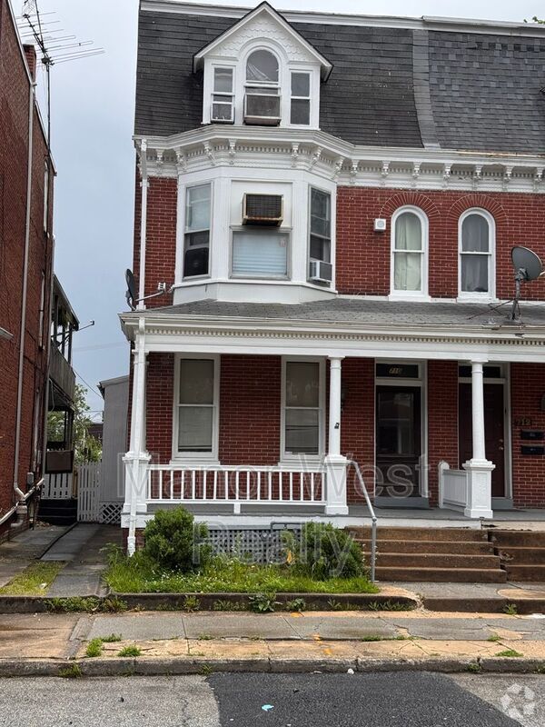 Building Photo - 710 Pennsylvania Ave