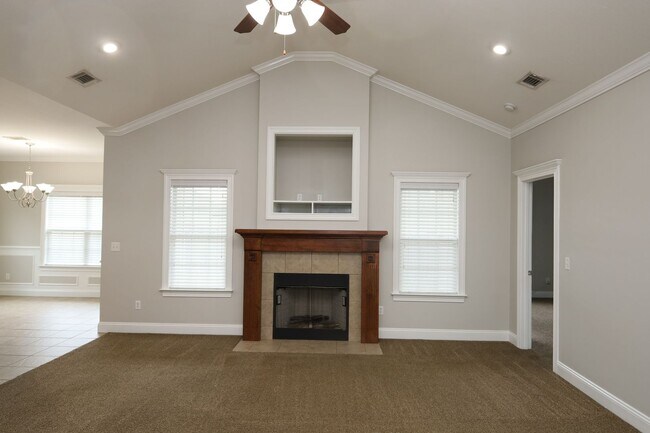 Foto del edificio - 4312 Wisteria Ln