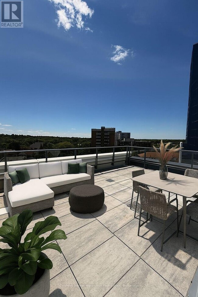 Building Photo - 93 Arthur St S