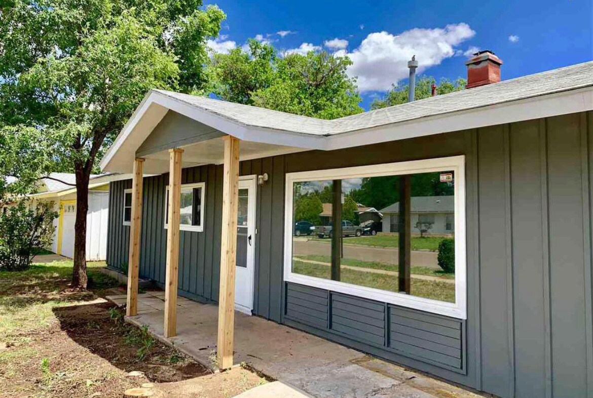 Foto principal - 709 W 18th St