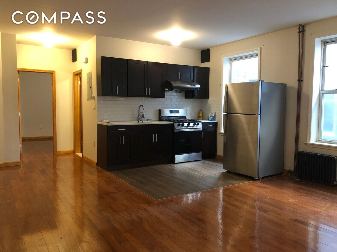 128 E 93rd St, Brooklyn, NY 11212 Townhome Rentals in Brooklyn NY