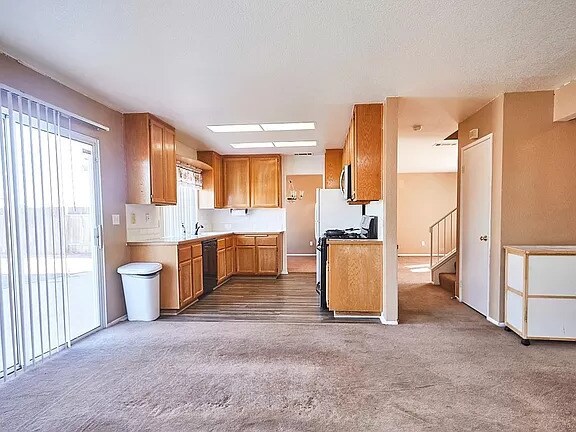 Building Photo - 13832 Salado Way