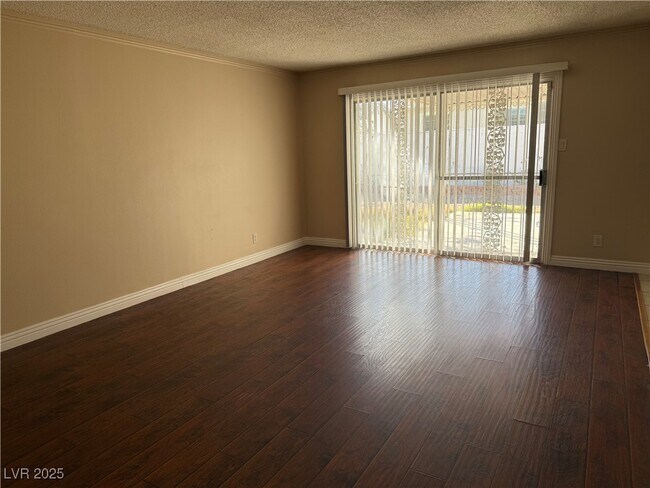 Foto del edificio - 5413 Mountain View Dr