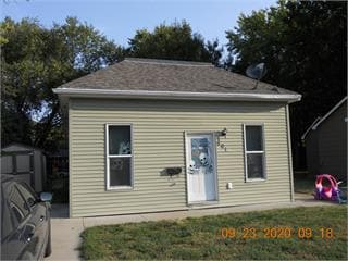 Primary Photo - 501 W Cedar St