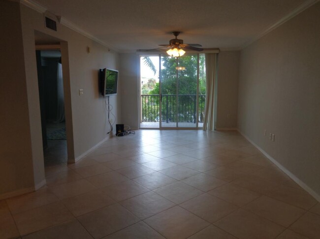 Building Photo - 1801 N Flagler Dr