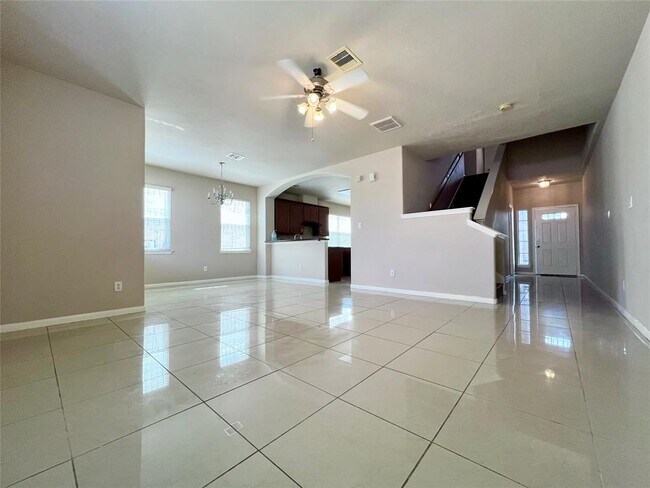 Building Photo - 12722 High Cotton Ln