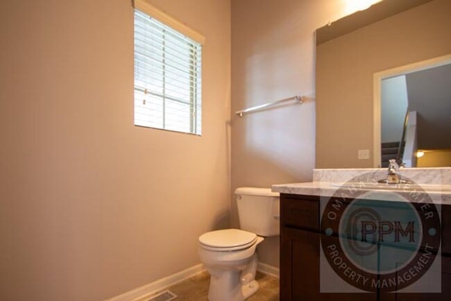 Photo - HUGE 3Bd/3Ba House in Bennington, NE!