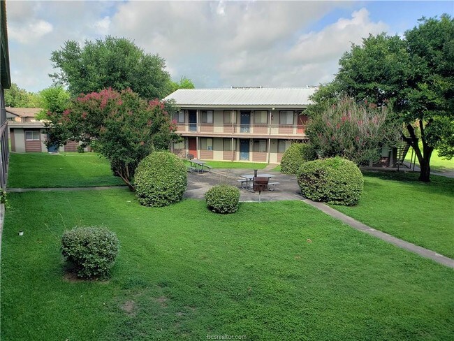 Foto del edificio - 1555 Stacey St