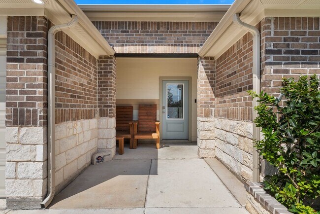 Foto del edificio - 829 Margay Lp