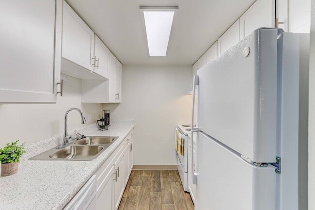 Model - Summit View Village Apartments
