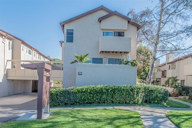 Foto del edificio - 1555 Northrim Ct