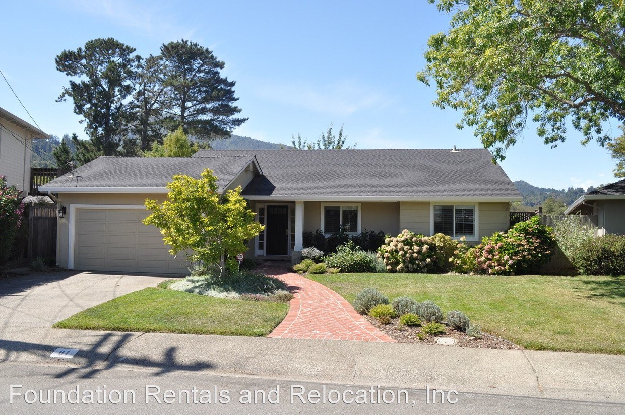 Primary Photo - 61 Berens Dr