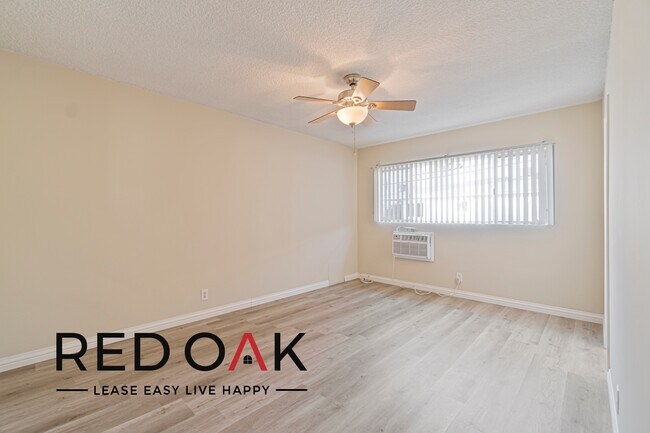 Foto del edificio - ~2.5 Months FREE + $200 OFF~ Incredible Tw...