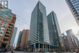 Building Photo - 37-2537 Grosvenor St