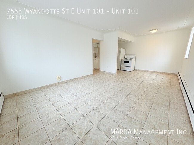 Photo du bâtiment - NEWLY RENOVATED 1-BEDROOM/1-BATH APARTMENT...