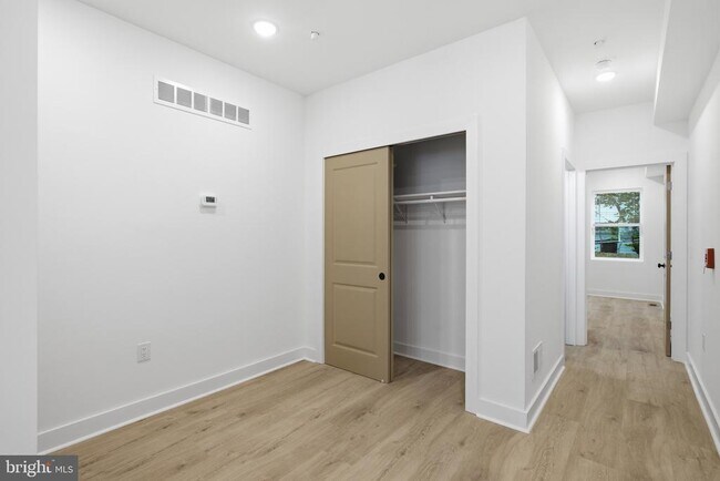 Foto del edificio - 4312 Pennsgrove St