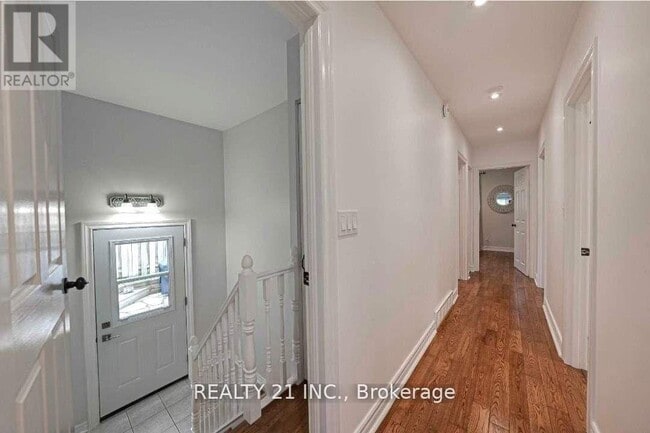 Building Photo - 812 Sanok Dr