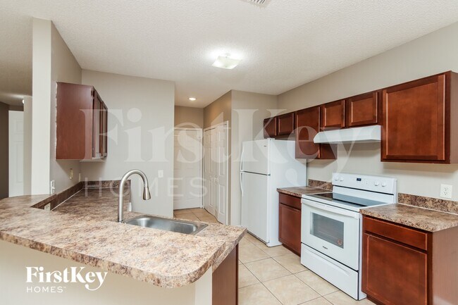 Foto del edificio - 133 Dahl Ave