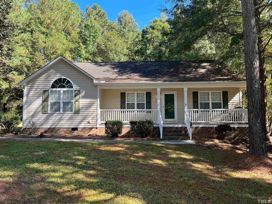 289 Gordon Farm Dr, Benson, NC 27504 House Rental in Benson, NC