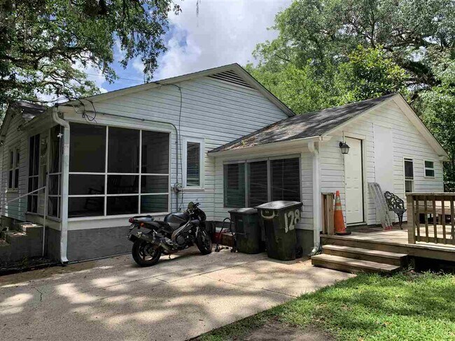 Foto del edificio - 128 Westridge Dr