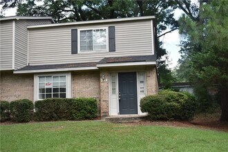 Building Photo - 6701 Dickens Ferry Rd
