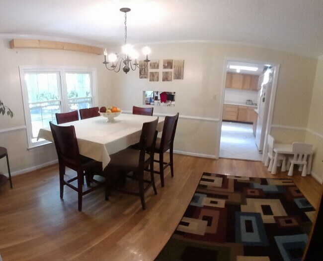 Building Photo - 6333 Barnard Way