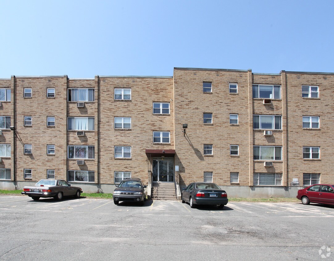 Foto del edificio - 375 Farmington Ave
