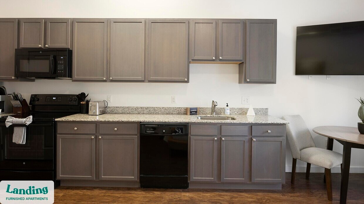 Primary Photo - 1903 E Marshall St