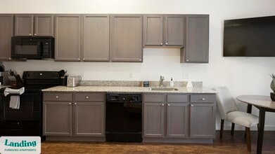 Building Photo - 1903 E Marshall St