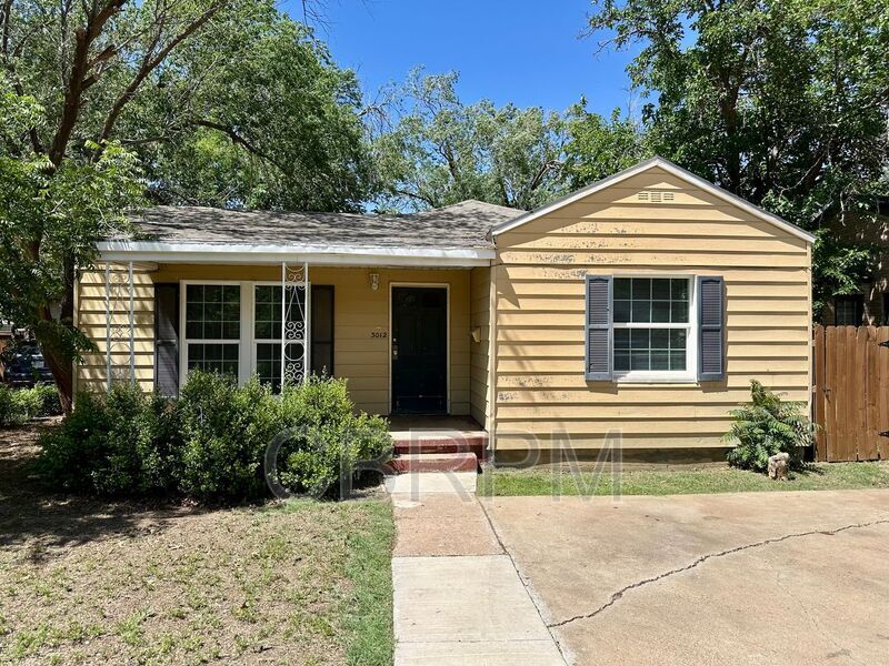 Foto principal - 3012 22nd St