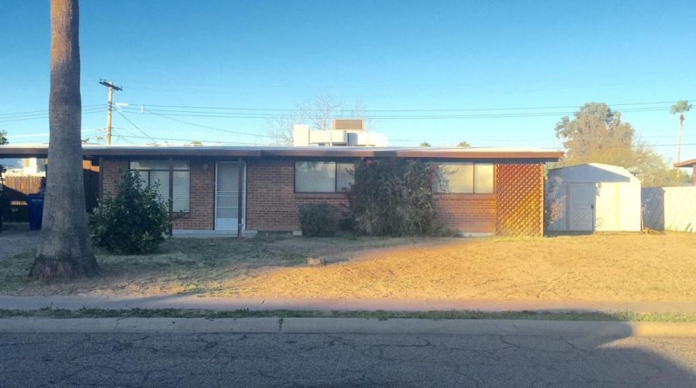 Primary Photo - 6635 E Calle Dened