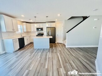 Building Photo - 1133 Middlefield Rd