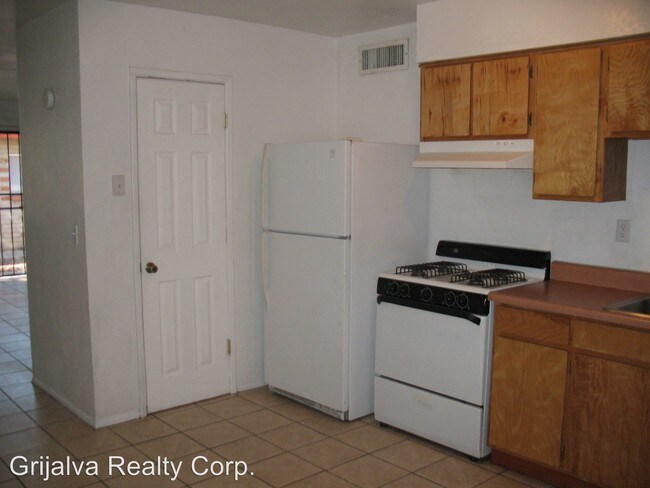 Building Photo - 217 W Rillito St