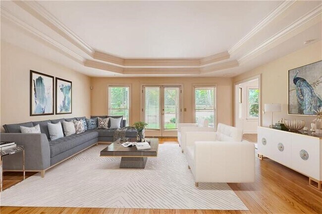 Foto del edificio - 200 River Bluff Pkwy
