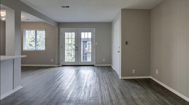Foto del edificio - 809 W 40th St