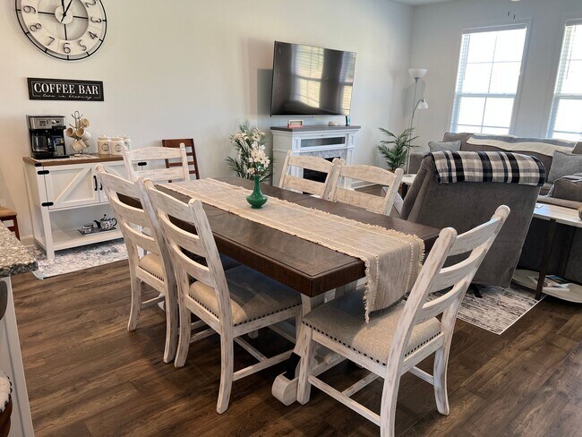 Foto del edificio - Beautiful Home in the Westhill Community -...